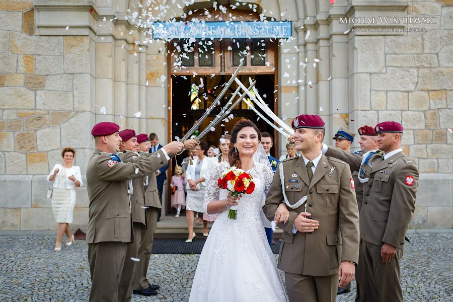 Fotógrafo de casamento Michał Wiśniewski (michalwisniewski). Foto de 12 de dezembro 2017