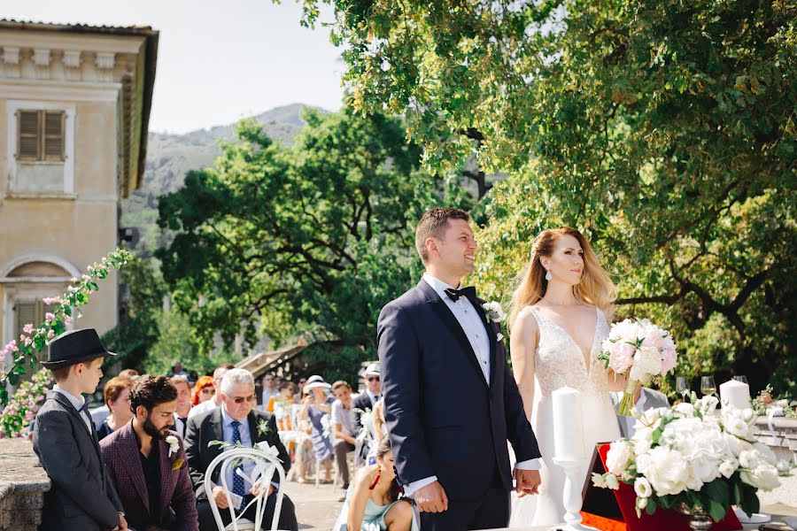 Fotografo di matrimoni Vitalik Gandrabur (ferrerov). Foto del 25 novembre 2019