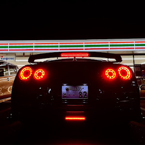 NISSAN GT-R R35