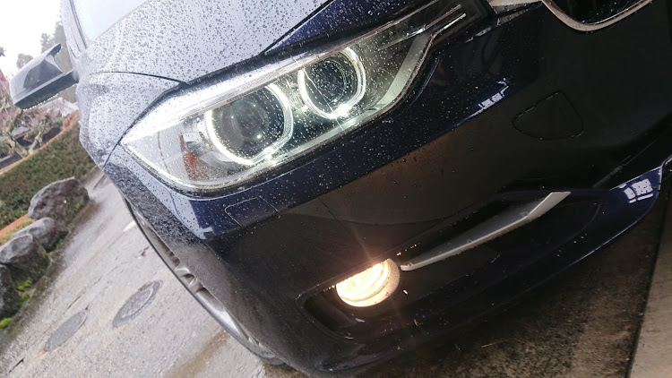 ハイゼットトラックのBMW320i・ｷﾞﾘｷﾞﾘが好き👍に関するカスタム事例の投稿画像2枚目