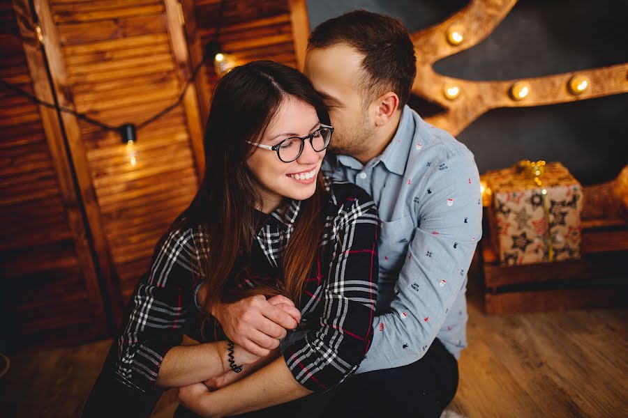 Wedding photographer Aleksandra Veselova (veslove). Photo of 7 January 2017