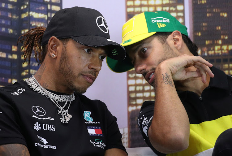 Mercedes' Lewis Hamilton and Renault's Daniel Ricciardo during press conference