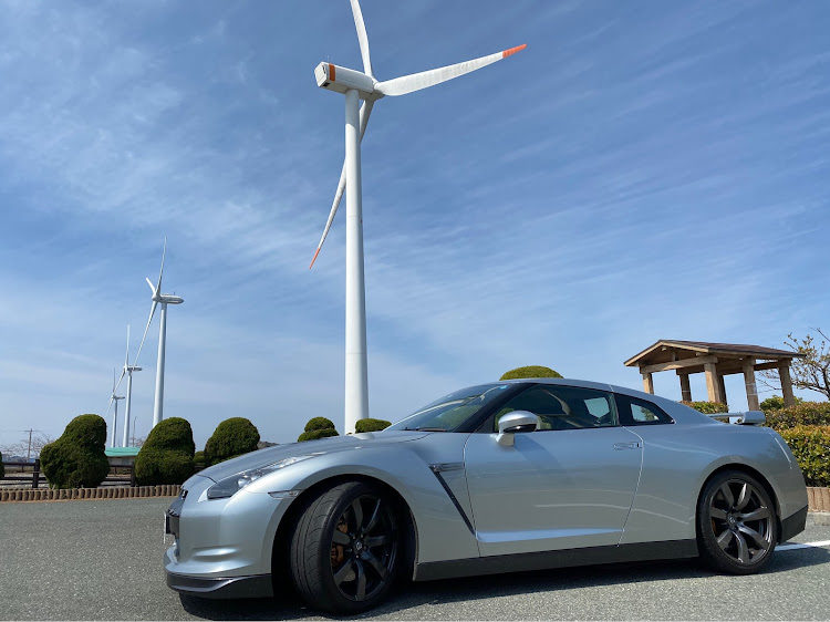 NISSAN GT-Rのドライブ日和・コロナウイルスに負けるな・風車とコラボ・ソロツーリングに関するカスタム事例の投稿画像2枚目