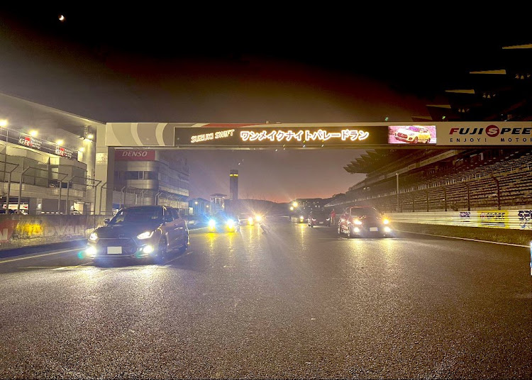 スイフトスポーツの2023ベストショット12月に関するカスタム事例の投稿画像2枚目