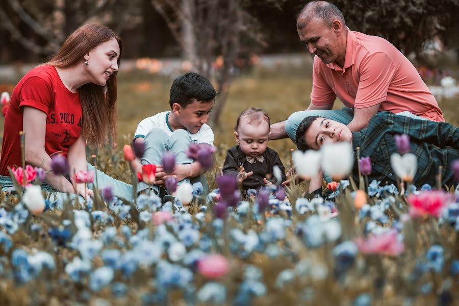 Fotografo di matrimoni Sobir Tabarov (sobirjon01). Foto del 28 dicembre 2019