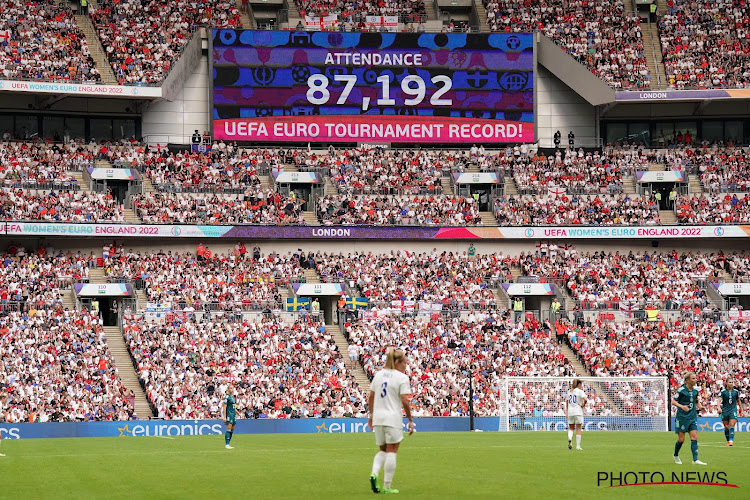 "Football is home": Engeland wint EK en breekt toeschouwersrecord van de mannen