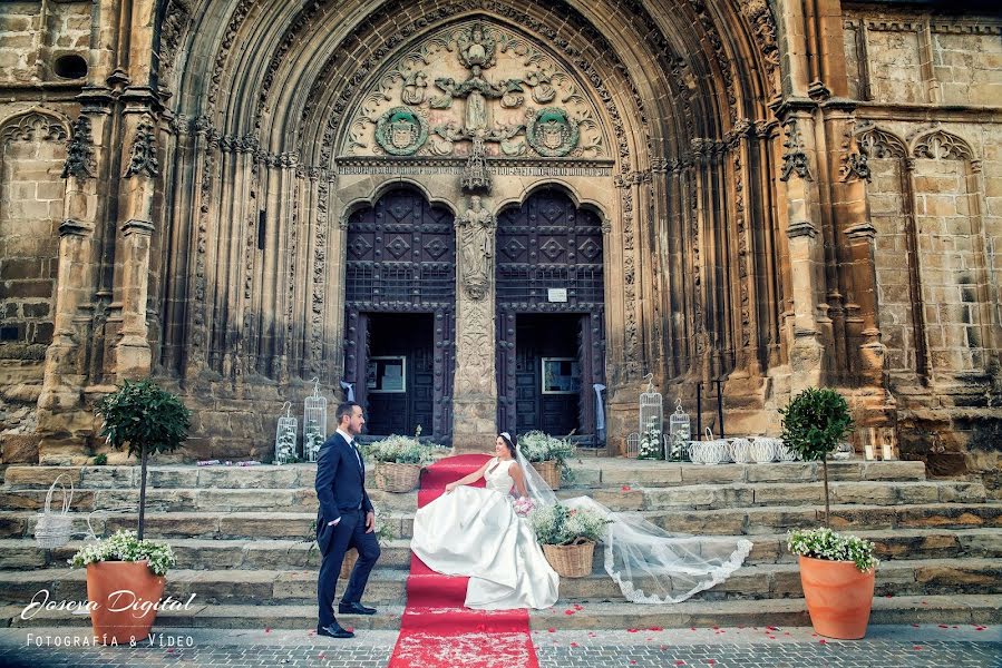 Wedding photographer Eva Maria Garcia Joseva (garcamarn). Photo of 14 July 2017