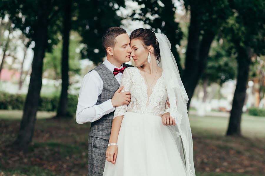 Fotografo di matrimoni Anna Verenich (fcg1985). Foto del 5 ottobre 2019