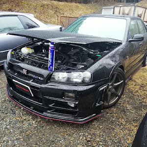 スカイライン ENR34