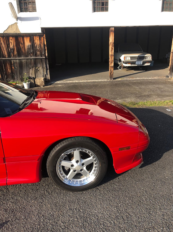 RX-7のDIY・赤FC・fc3s・ロータリーエンジンに関するカスタム事例の投稿画像1枚目