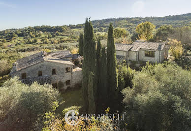 Farmhouse with outbuildings and garden 2