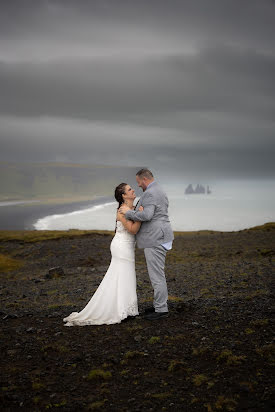 Fotografo di matrimoni Debora Karalic (iceland). Foto del 7 settembre 2023