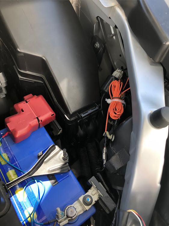 エルグランドのVALENTI・ウィンカーポジション・シーケンシャルウインカー・エルグランドE52・TE52に関するカスタム事例の投稿画像15枚目