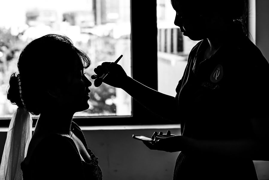 Fotógrafo de casamento Nguyên Dinh (nguyenarts). Foto de 3 de outubro 2019