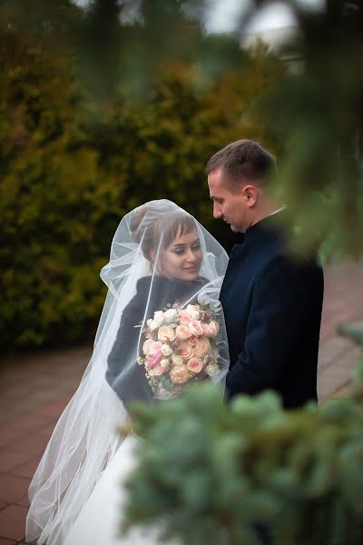 Fotografo di matrimoni Oleg Sverchkov (sverchkovoleg). Foto del 11 gennaio 2021