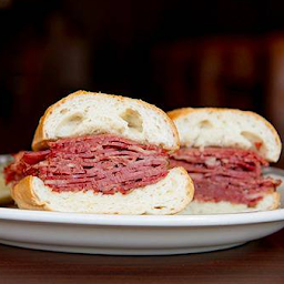 Corned Beef on French Roll (Full Sandwich)