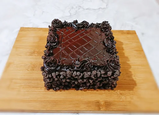 Choco Chip Cake Square [Pure Eggless]