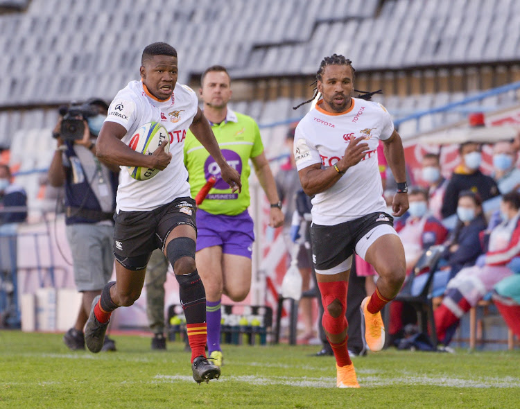 Malcolm Jaer (L) and Rosko Specman of Toyota Cheetahs during the Super Rugby Unlocked match between Toyota Cheetahs and Phakisa Pumas at Toyota Stadium on October 10, 2020 in Bloemfontein.