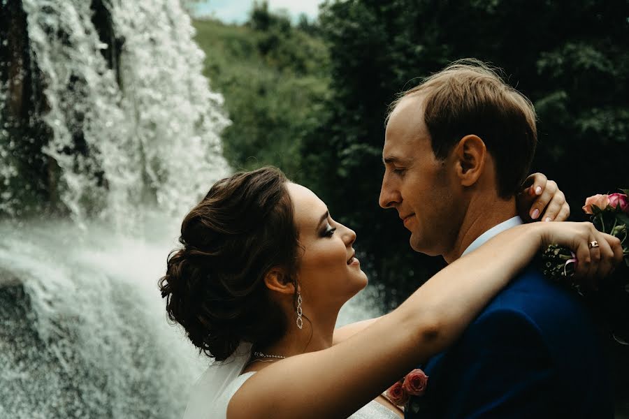 Wedding photographer Olya Romanova (romanolyaphoto). Photo of 22 July 2019