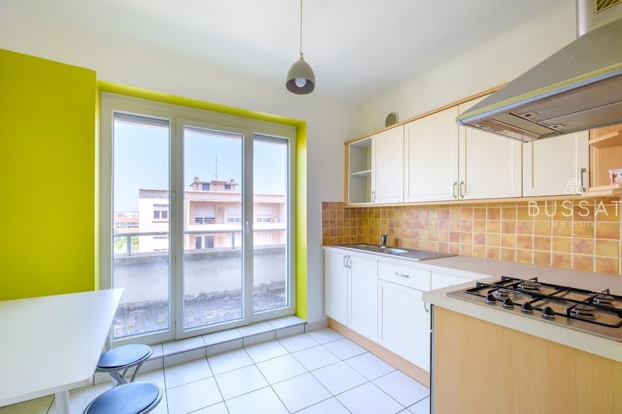 Vente appartement 3 pièces 67.53 m² à Lyon 8ème (69008), 290 000 €