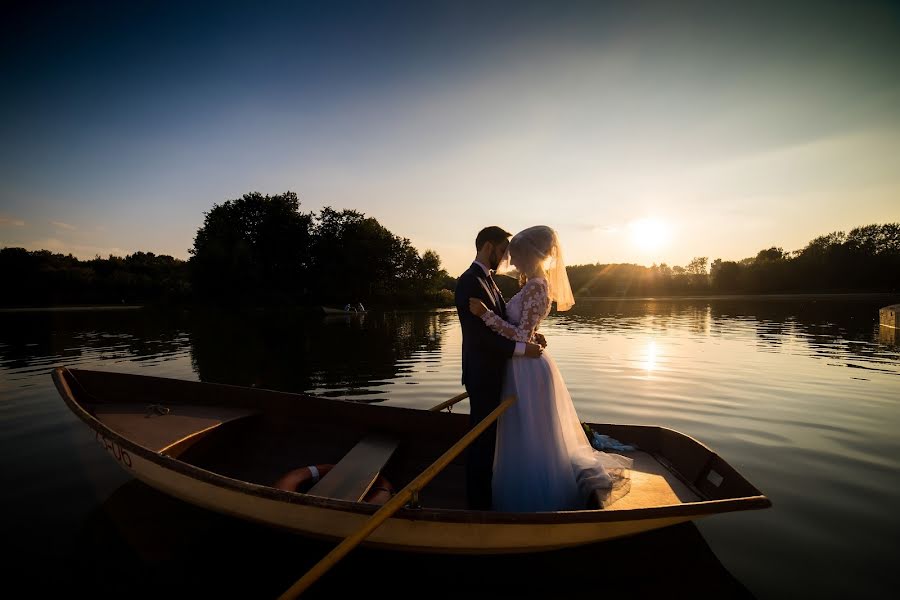 Fotógrafo de casamento Evgeniy Sensorov (sensorov). Foto de 3 de fevereiro 2020