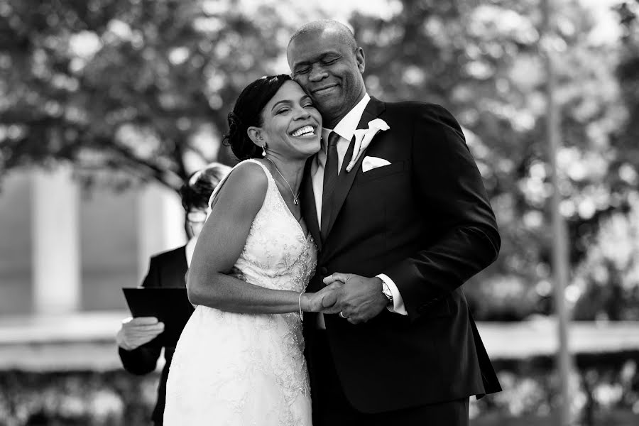 Fotógrafo de casamento Lionel Madiou (lionelmadiou). Foto de 10 de agosto 2016