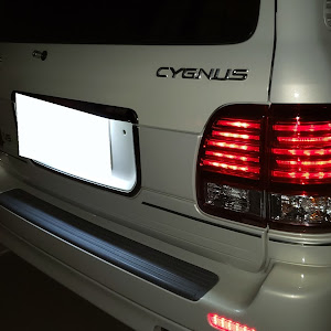 ランドクルーザー100 UZJ100W