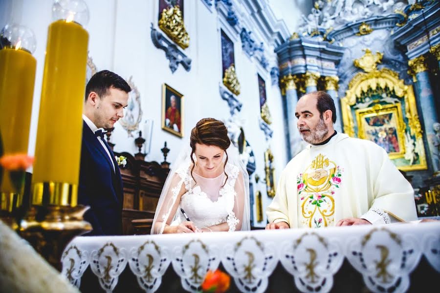 Fotografo di matrimoni Mirek Ślęzak (slezakm). Foto del 14 febbraio 2020