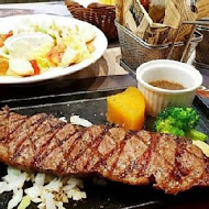 瀧厚炙燒熟成牛排(台北信義ATT店)