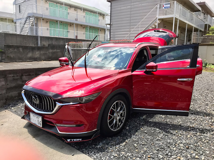 CX-5の洗車✖️２台・雨降るのわかっててもやる👍・また腰にくるのか？くるのかー😭・間に合わないか？・ルー、、、に関するカスタム事例の投稿画像2枚目