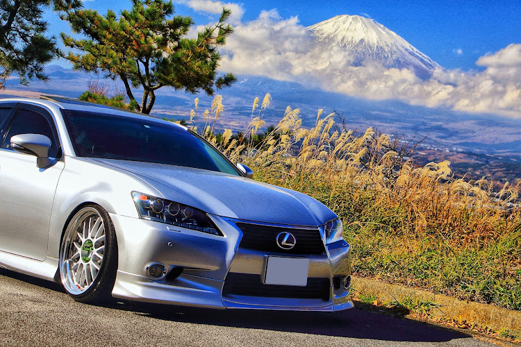 GSのドライブ・富士山・2018ベストショットに関するカスタム事例の投稿画像2枚目