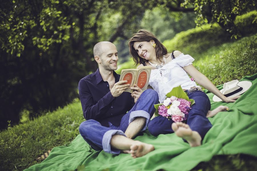 Fotografo di matrimoni Mihai Trofin (mihaitrofin). Foto del 28 marzo 2015