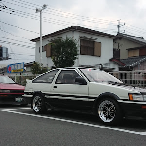 カローラレビン AE86