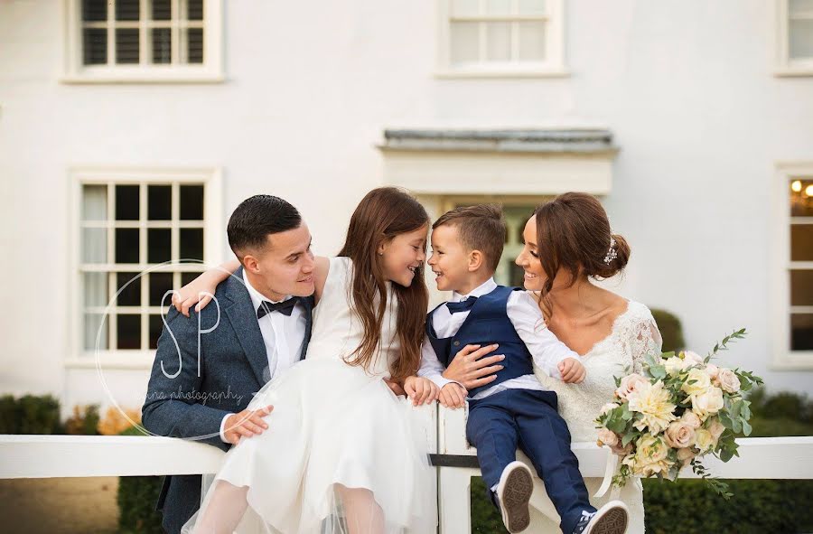 Fotógrafo de casamento Selina Goss (selinagossphoto). Foto de 2 de julho 2019