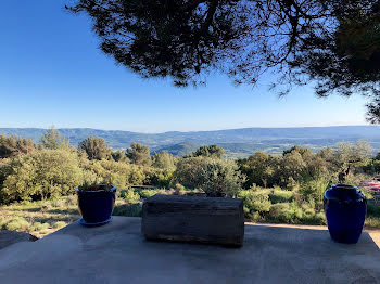 maison à Saint-Saturnin-lès-Apt (84)