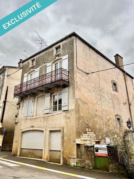 Vente maison 6 pièces 177 m² à Champlitte (70600), 59 000 €