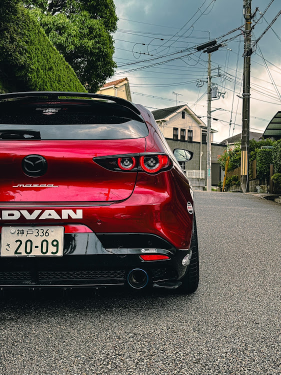 MAZDA3の車検に向けて準備・キャンバープレート3度・フェンダーワイド化・リアキャンバー3度・ADVAN Racing GT BEYONDに関するカスタム事例の投稿画像7枚目