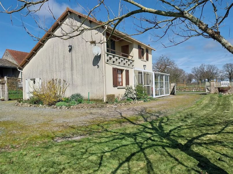 Vente maison 5 pièces 112 m² à Brigueil-le-Chantre (86290), 169 600 €