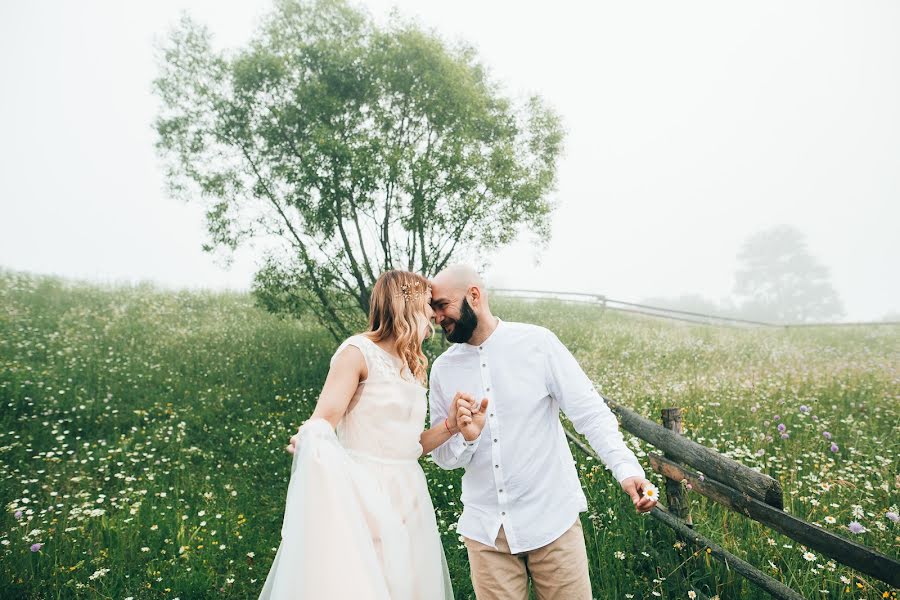 Wedding photographer Yana Gaevskaya (ygayevskaya). Photo of 30 July 2017