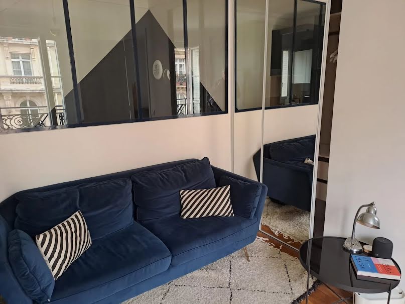 Location  appartement 2 pièces 55 m² à Paris 15ème (75015), 1 800 €