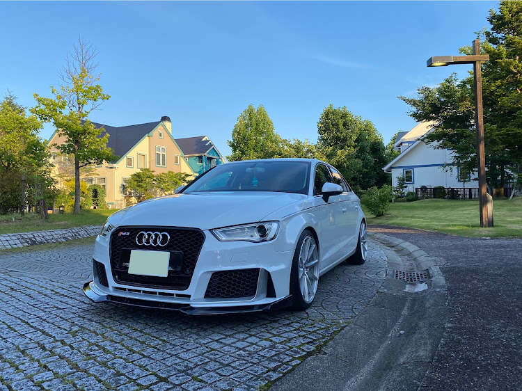 A3 スポーツバックのワシントン村・Audi・A3スポーツバック・stanceに関するカスタム事例の投稿画像5枚目
