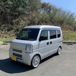 エブリイバン DA64V