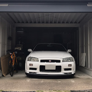 スカイライン GT-R R34