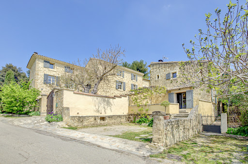 Property purchase in Vacqueyras (84190) with pool and garden