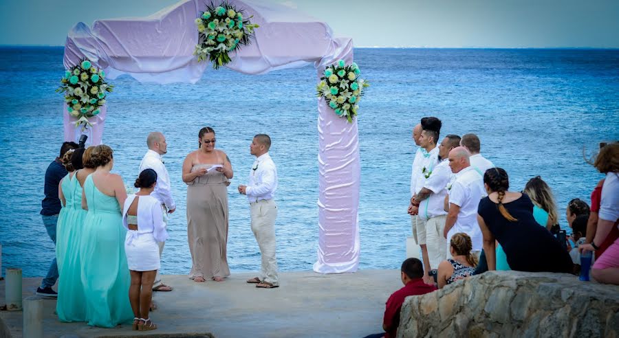 婚礼摄影师Pepe Vargas（photoriviera）。2019 12月17日的照片
