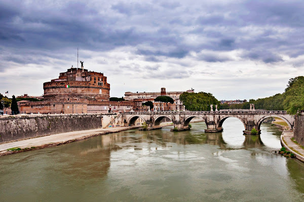 Lo Strano Castello di poldosph