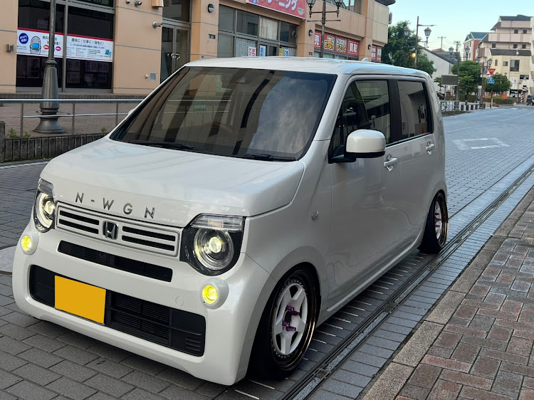N-WGNのワンオフパーツ・workwheels・キャンバー8度・イデアル車高調・J-LINE AXLEと鬼キャンボルトに関するカスタム事例の投稿画像1枚目