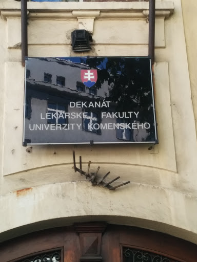 dekanat lekarskej fakulty