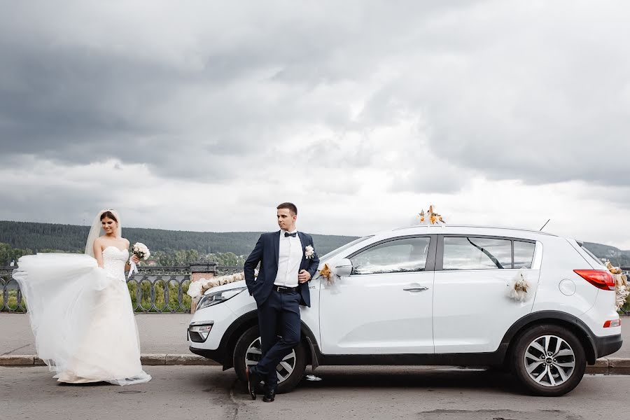 Fotografo di matrimoni Darya Verzilova (verzilovaphoto). Foto del 7 settembre 2017