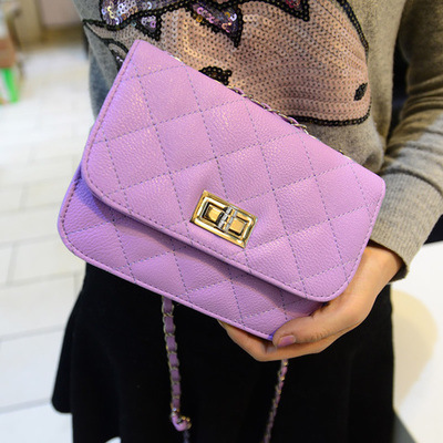 Title 7, Fragrant bag with rhombic chain, turn lock, and...